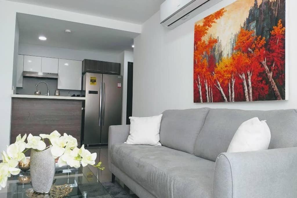 Moderno Y Acogedor Condominio En Zona Exclusiva San Pedro Sula Kültér fotó